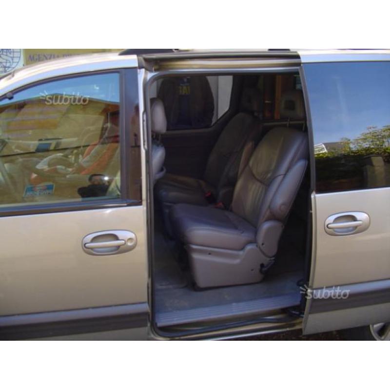 Chrysler voyager 2.5 td le 7 posti