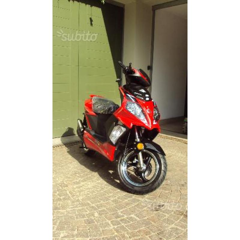 Scooter 50cc - 2 tempi Speedfire ROSSO - 2016