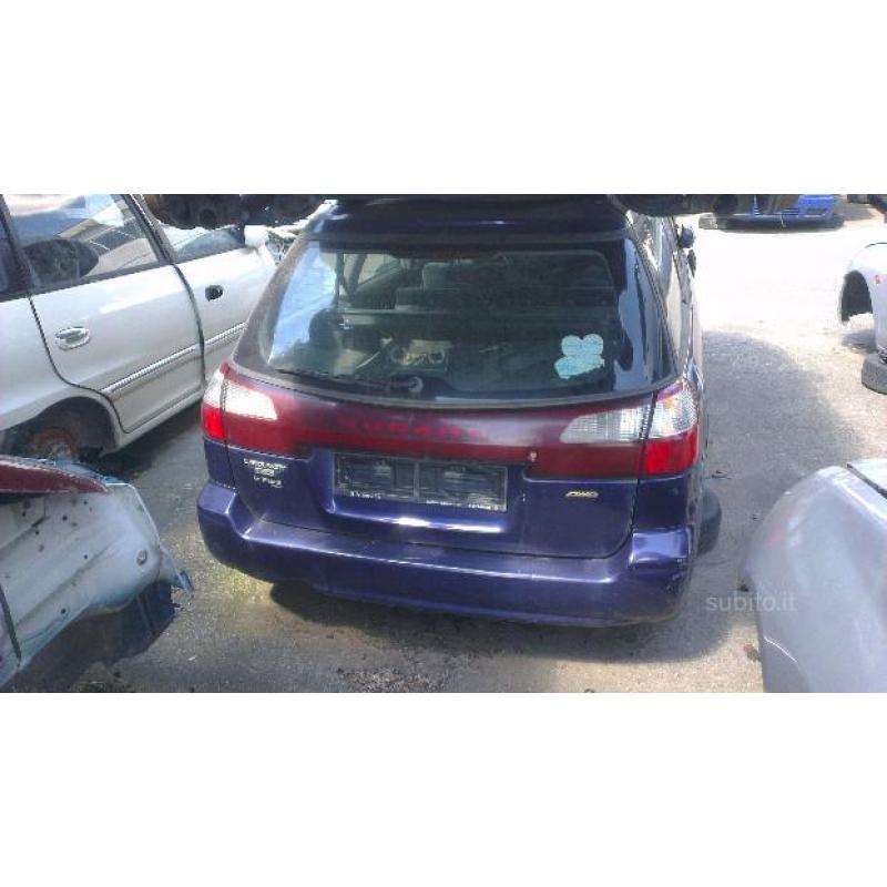 Ricambi Subaru Legacy SW motore EJ25