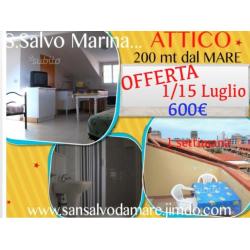 Grazioso attico al mare