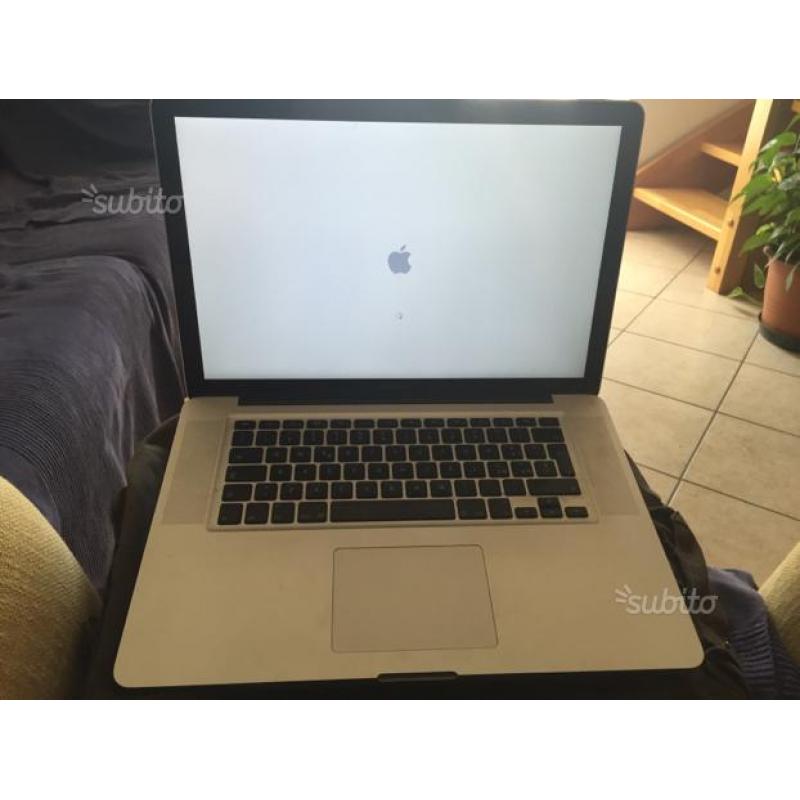 Macbook pro 15" 2010