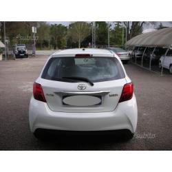 TOYOTA Yaris 1.0 5 porte Active