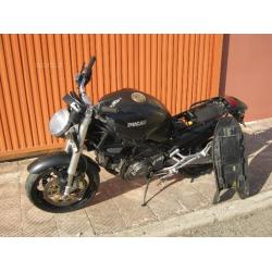 Ducati monster 750 del 2000 ricambi 620 750 e 900