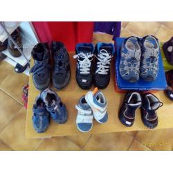 Scarpe e sandali a 3-4-5 euro