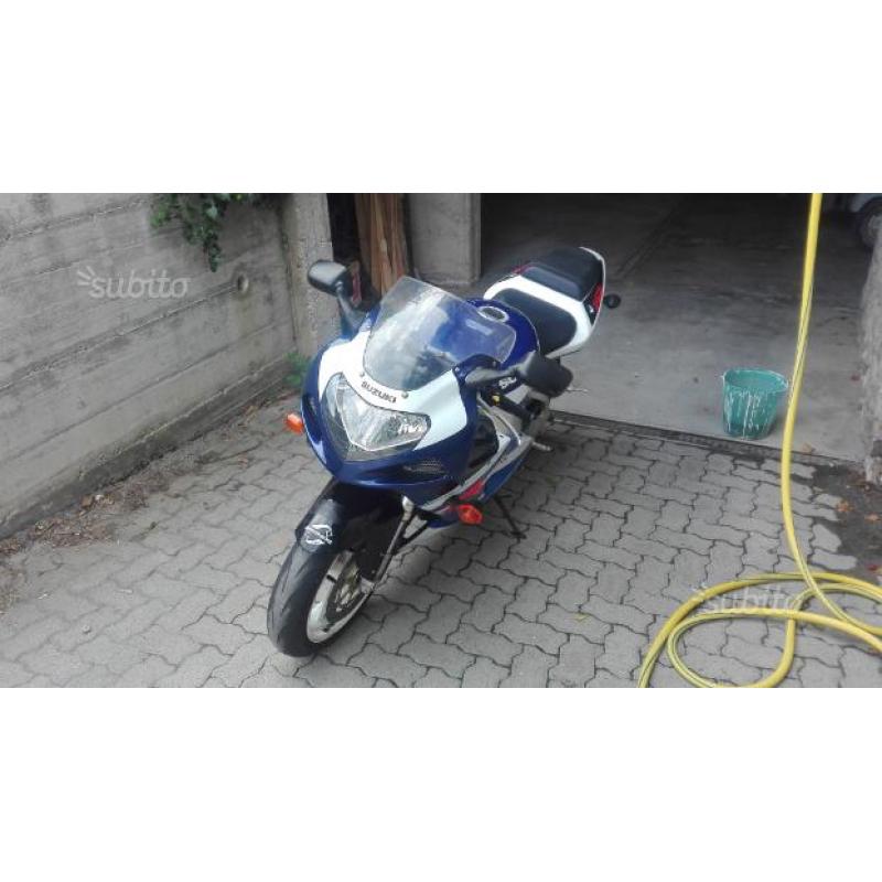 Suzuki 750 gsx r