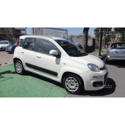 FIAT Panda 1.2 LOUNGE 2012