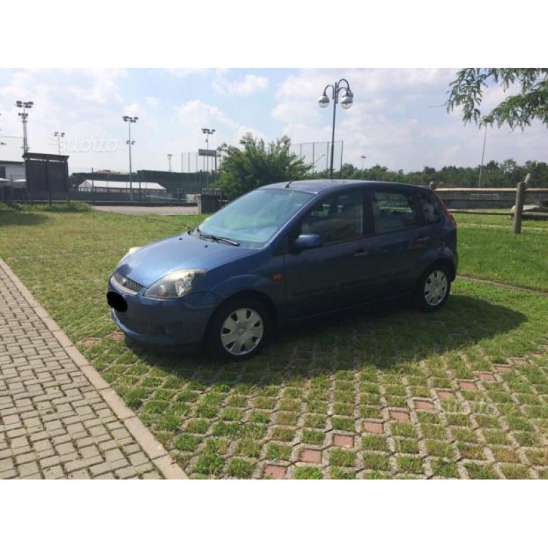 Ford fiesta 1.4 diesel 5 porte