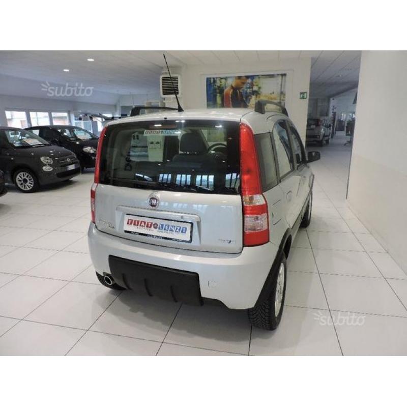 FIAT Panda 1.3 MJT 16V 4x4 Climbing