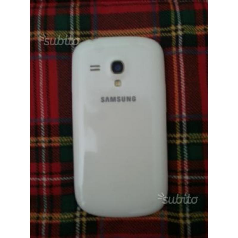 Samsung Galaxy S3 mini bianco