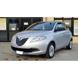 Lancia Ypsilon 1.2 69 CV 5 Porte Gold - 2015