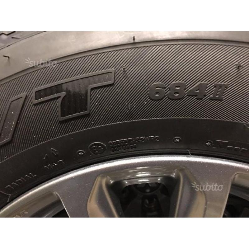 Cerchi 17 + pneumatici 245/65 r17