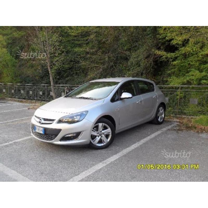 OPEL Astra 5ª serie - 2013