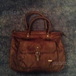 Borsa originale Woolrich imbottita marrone