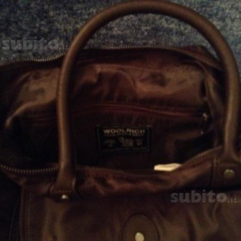 Borsa originale Woolrich imbottita marrone