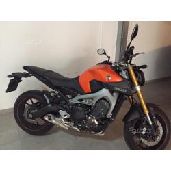 Moto Yamaha MT-09