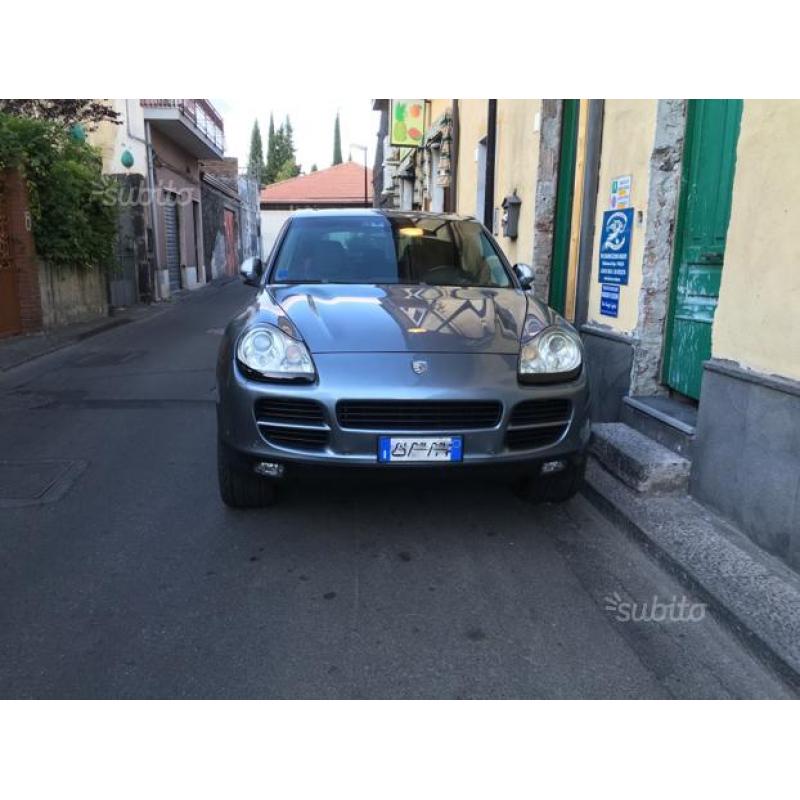 Porsche cayenne 3.2