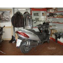 Kymco MyRoad 700i - 2012