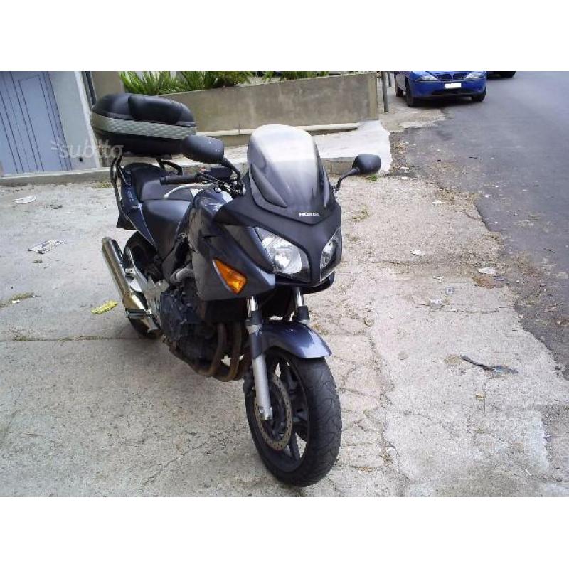 Honda CBF 600 57kW