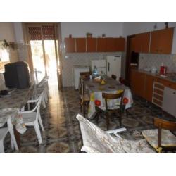 Villa vacanza a 900 mt dal mare 10 posti