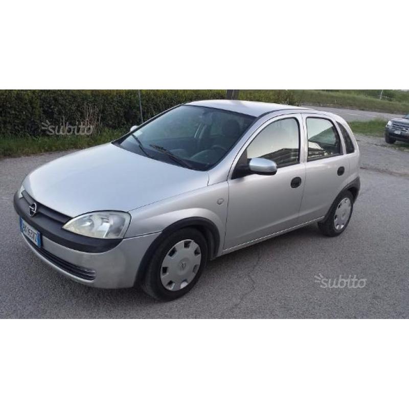 Opel corsa 1.0 metano