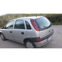 Opel corsa 1.0 metano