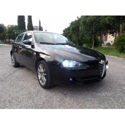 Alfa Romeo 147 1.9 JTDm 5 porte 2008