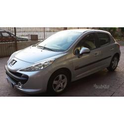 Peugeot 207 - 2008