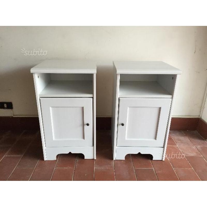 Comodini bianchi stile shabby chic