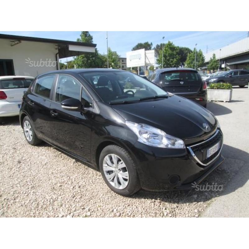 PEUGEOT 208 1.2 80 cv - 2015