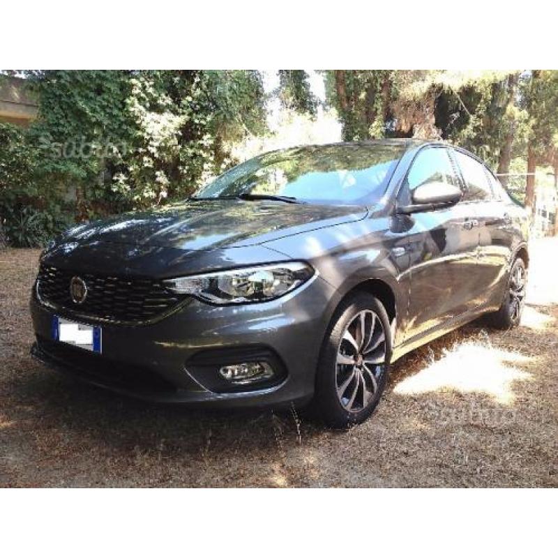 FIAT Tipo 2016 Opening Edition Plus