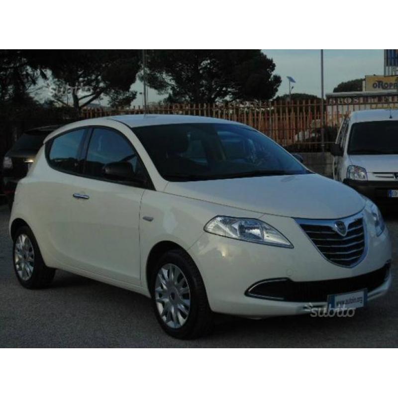 Lancia Ypsilon 1.2 Gold 69 CV 5 porte