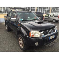 Nissan navara 2.5 tdi dc - 2004