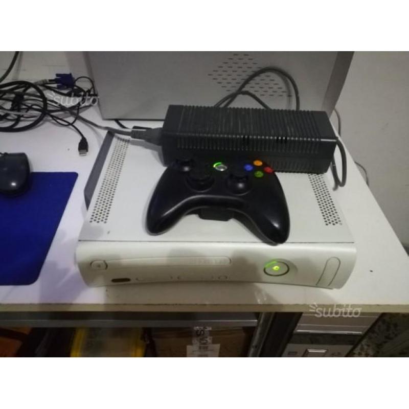 Xbox 360 arcade 60 gb + 40 giochi
