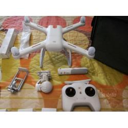 Xiaomi Mi Drone 4k con accessori