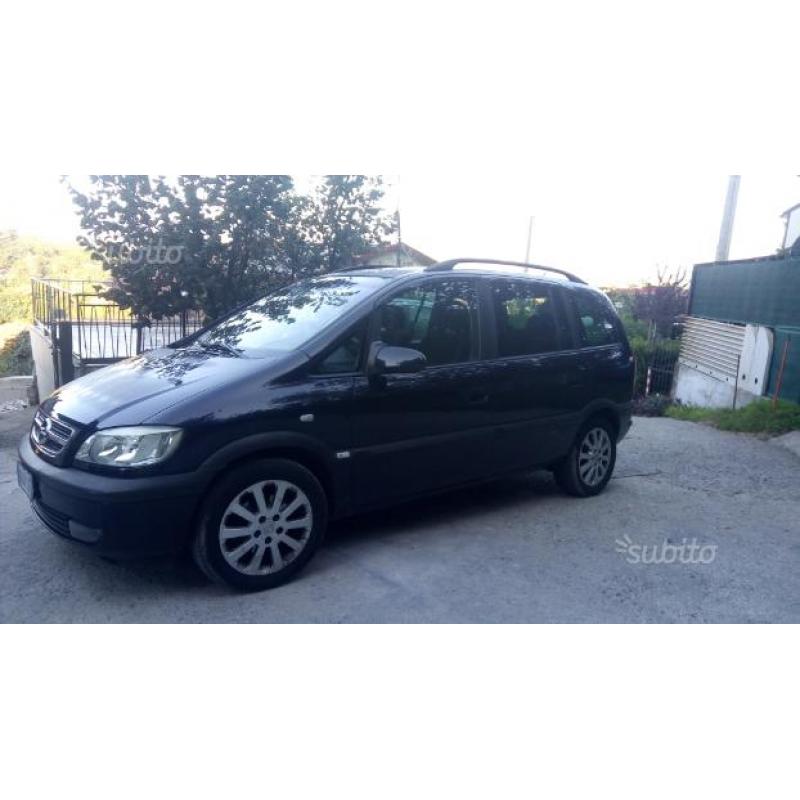 Opel zafira 2.0 7 posti